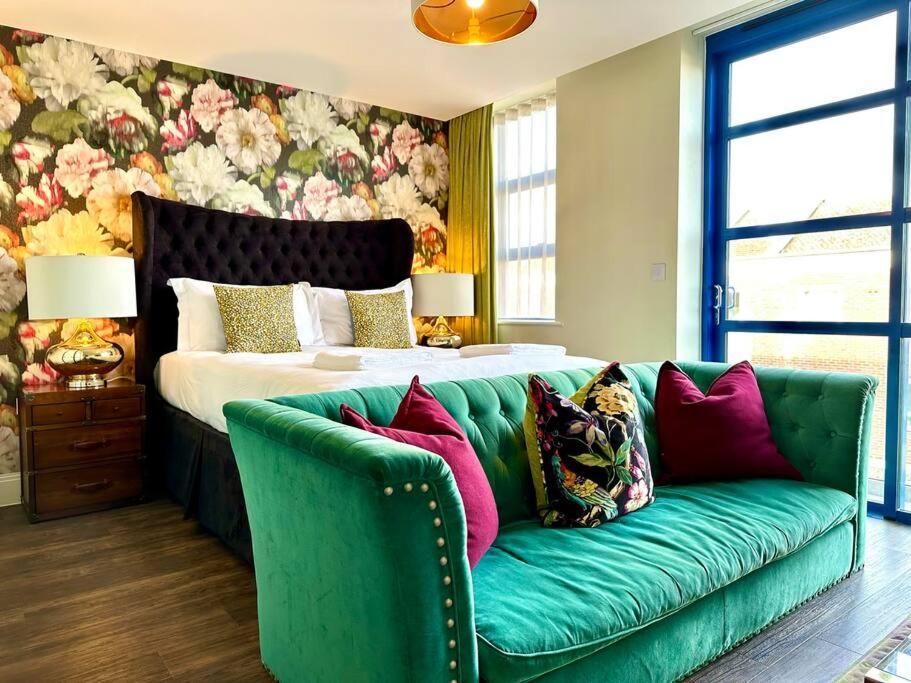 Chic Modern Apartment Suite - Free Parking & Wifi! - 1 Minute Walk To Poole Quay - Great Location - Free Parking - Fast Wifi - Smart Tv - Newly Decorated - Sleeps Up To 2! Close To Poole & Bournemouth & Sandbanks Εξωτερικό φωτογραφία
